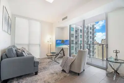 Image de Brand new Flat Downtown Miami pool and parking