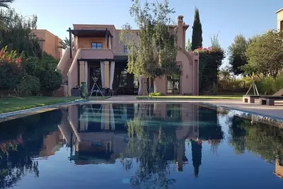 Image de Villa Amira with swimming pool on the Golf of Samanah