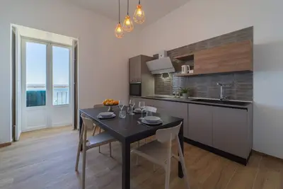 Image de Ortigia Superior Sea View Apartment near Duomo