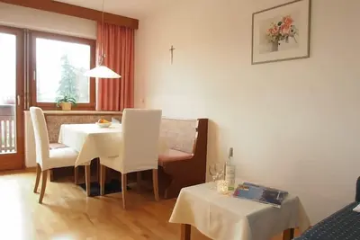 Image de Appartement with beautiful view and balcony