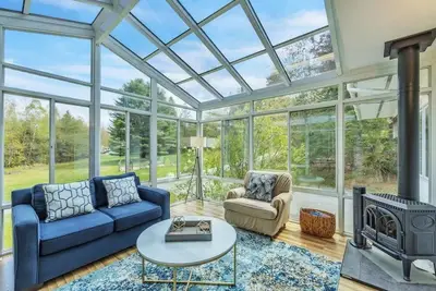 Image de Seven Bells Cottage- Close to Ocean!