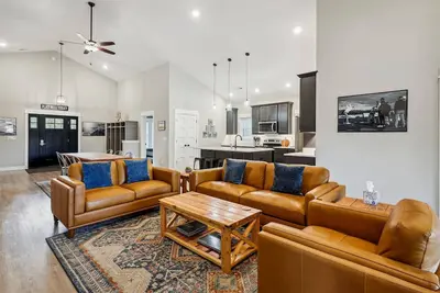 Image de Kil9254 The Turn at Kilmarlic- Kilmarlic Golf Club Home on 10th Tee! Partial Stays!