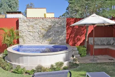 Image de Hacienda-style colonial house near vineyards