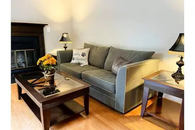 Image de 3 Story Sf Home - 5 Bdr 3. 5 Bath - Prime Location!