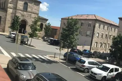 Image de Appartement confortable dans le centre du village