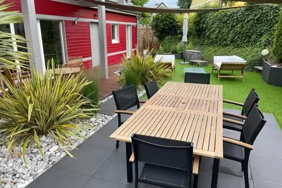 Image de Jolie maison avec piscine proche du centre-ville