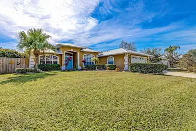 Image de Fantastic home near beaches & docks with heated saltwater pool & office