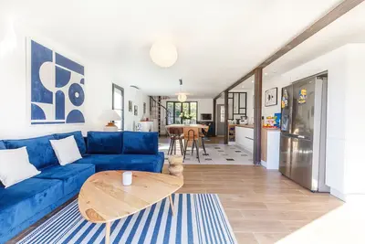 Image de House with swimming pool 10 minutes walk from the beach