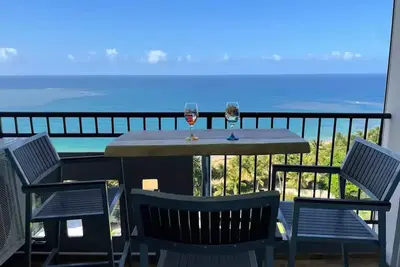 Image de Amazing View of the Ocean and sounds of the waves.