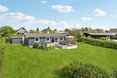 Image de Jolie maison à Assens avec vue mer