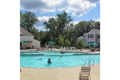 Image de Close To Colonial Williamsburg, Closer To Bush Gardens And Water Country  U S A