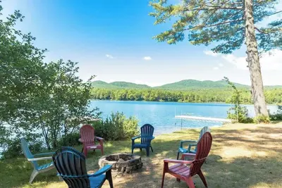Image de Hermit Lake Escape: Family Fun - Beachfront, Bbq!