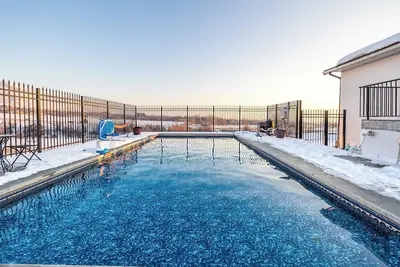 Image de 1, 30 Off Rental Car, Pool & Jacuzzi, 0 Fees, Crib