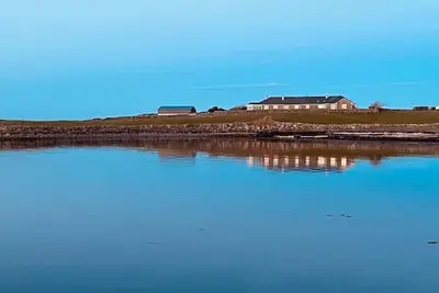 Image de Beside-The-Tide Luxury on the Sea Near Kinvara!