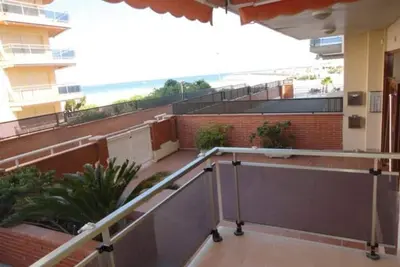 Image de Appartement Rdc à Torredembarra, 2 ch, balcon, Wifi, parking