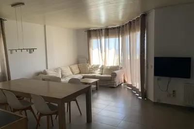 Image de Appartement bord de mer avec piscine, climatisation et parking à Torredembarra