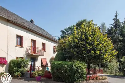 Image de des hirondelles - Saint Julien Puy Laveze