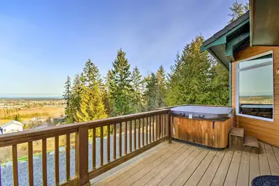 Image de Stunning Sequim Hideaway w/ Hot Tub & Views