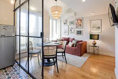 Image de Bonfim Elegant Duplex w/ Ac by LovelyStay