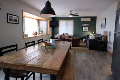 Image de Outdoor adventure awaits at our newly remodeled Minnesota lake getaway! !