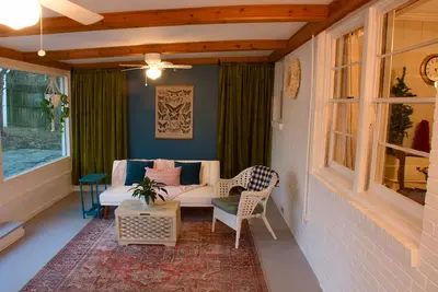 Image de Beautiful 1951 Bungalow Walking Distance Of Historic Marietta Square