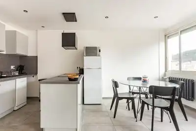 Image de Appartement moderne, lumineux et ensoleillé
