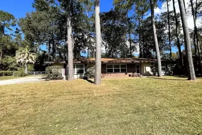 Gator Ranch House 1. 5 Miles From Stadium - Clean!
