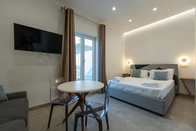 Image de Baia Flegrea Meublè - Suite with sea view terrace