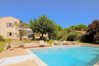 Image de Maison confortable à Sauzet avec WiFi