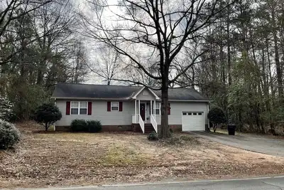 Image de Cozy House Close To Everything Anderson Has To Offer