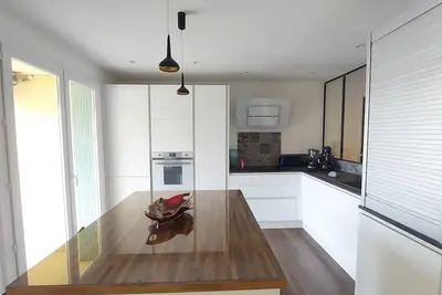 Image de Les Lônes/Sanary - T3 proche des plages et du marché de Sanary