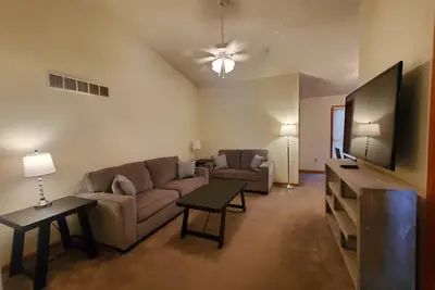 Image de Comfy Newly Furnished Home