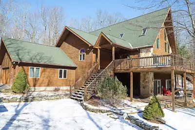 Image de Whispering Retreat in the heart of Deep Creek Lake