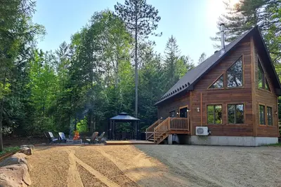 Image de Chalet LeBoMoMo - Ski & Spa - Nature - Familial