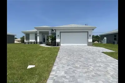 Image de Newly Built Home, Pool Table, King Bed, Fire Pit, Close To Water Park