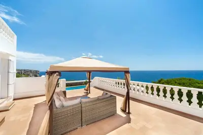 Image de Es Macar, heated Pool, In front of the sea
