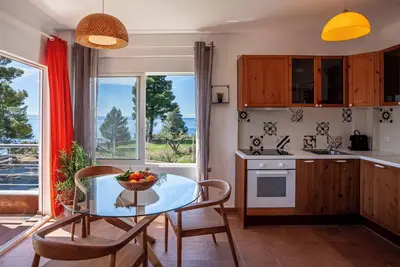 Alterra Vita Homes by the sea: 3-level Maisonette with Panoramic Sea View