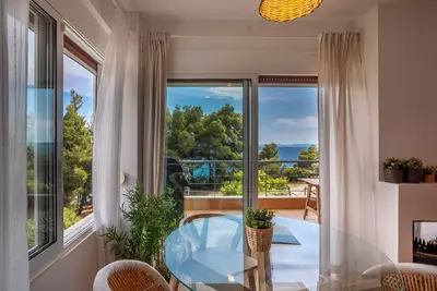 Image de Alterra Vita Homes by the Sea: 3-bedroom Maisonette with Sea View