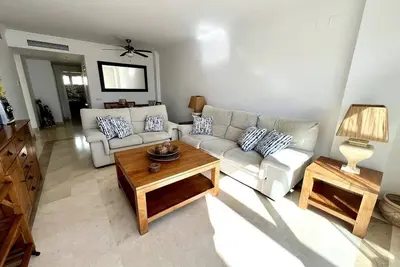 Spacious Apt. in La Gavia