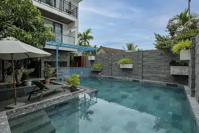 Image de Romantic 3br Villa w/hot tub - b. fast & bikes icl.