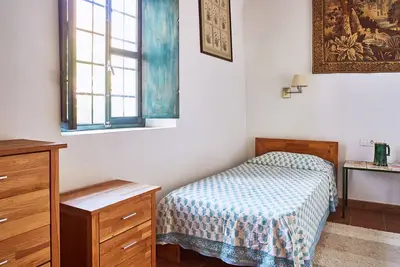 Image de Rural escape with mountain views