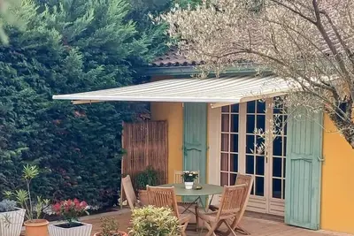 Image de Jolie petite maison avec jardin