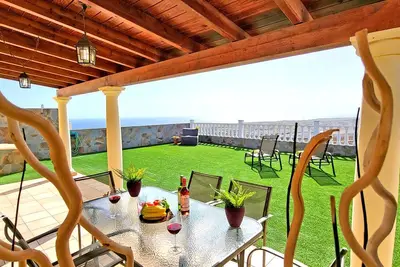 Vacation home Caleta SUEÑO, Caleta de Fuste, fiber optic internet, Sea View
