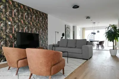 Image de High-End penthouse with lake view and terrace