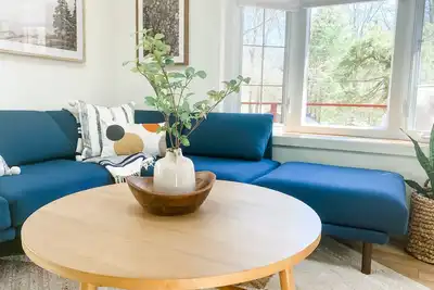 Image de Cozy Cottage in Locust Lake w/ Seasonal Lake Views