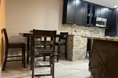 Image de Cozy townhouse with jacuzzi tub