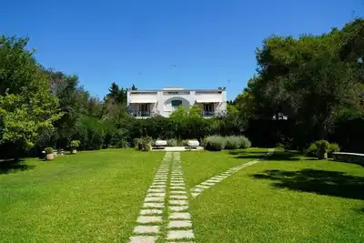 Image de Two Bedroom Standard Apartments First Floor Estate