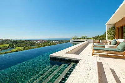 Image de Maison de vacances Bahia de Casares pour 1 - 6 personnes avec 3 chambres à coucher - Maison de vacan