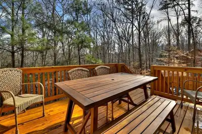 Image de Empress Tree Lodge - HotTub/Sauna/FirePit/Sleeps 12