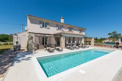 Image de Villa Batelica near Labin with private pool, large garden, kids playground & sport activities